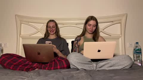 urmissalice online show from 12-30-24, 06:38