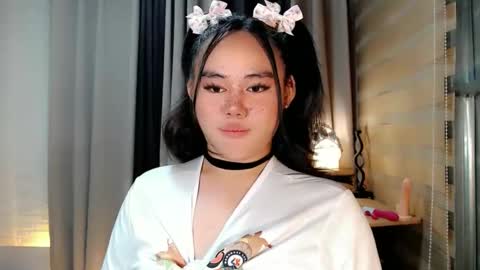 Snapshot of urnaughty_ceciliaxxx chatting on 10-20-25, 03:45 cecilia online show from 10-20-25, 03:45