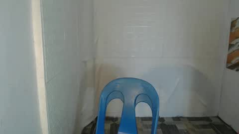 Navea online show from 02-23-25, 04:39