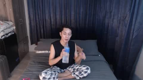 Mel online show from 01-26-25, 08:36