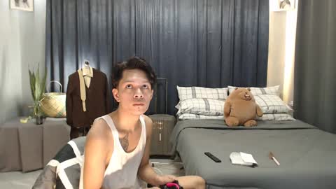 Mel online show from 02-19-25, 07:06