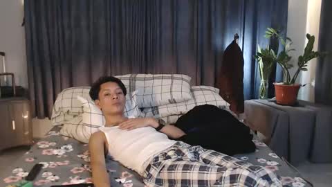 Mel online show from 02-25-25, 06:25