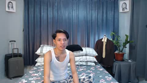 Mel online show from 02-26-25, 12:27