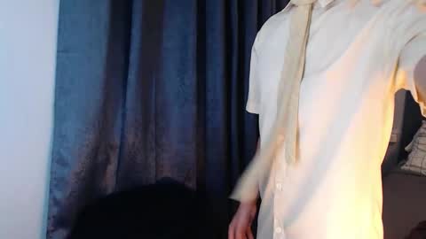 Mel online show from 09-19-25, 06:41