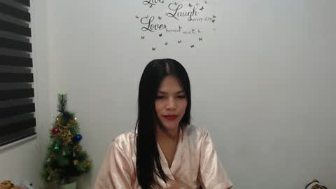 hi im kim online show from 12-05-24, 11:49