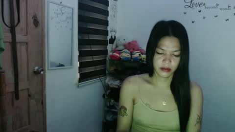 hi im kim online show from 02-04-25, 02:17