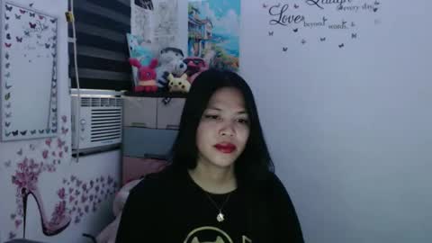 hi im kim online show from 10-20-25, 12:33