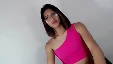 Snapshot of ursexy_diamondcum chatting on 02-16-26, 10:50 RAZ online show from 02-16-26, 10:50
