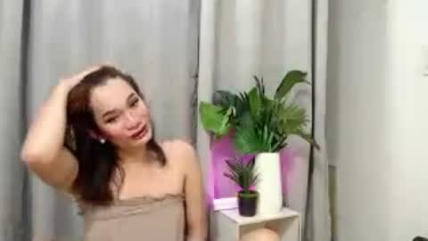 Snapshot of ursweet_amber7 chatting on 07-10-26, 05:23 ursweet_amber7 online show from 07-10-26, 05:23