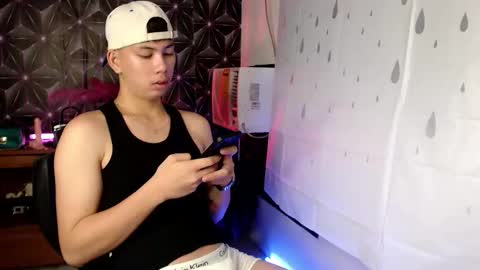 Snapshot of ursweet_jade chatting on 10-11-25, 10:47 ursweet_jade online show from 10-11-25, 10:47