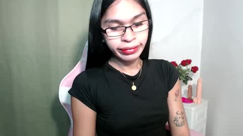 ursweet_zeviixx online show from 10-04-25, 08:45