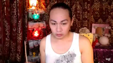 Snapshot of urtimelessbeauty chatting on 06-18-26, 04:33 Merca online show from 06-18-26, 04:33