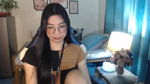 Ashley Kate Mateo Gray online show from 02-12-25, 08:59