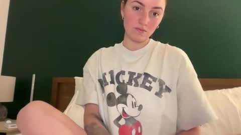 Snapshot of urwetdreamddd chatting on 10-25-25, 12:40 Dream online show from 10-25-25, 12:40
