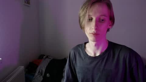 Snapshot of usuck364662 chatting on 12-12-24, 07:30 Excuse me online show from 12-12-24, 07:30