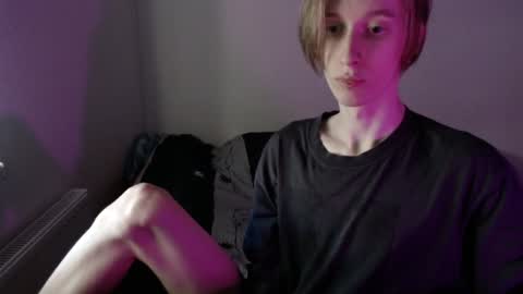 Snapshot of usuck364662 chatting on 12-25-24, 05:26 Excuse me online show from 12-25-24, 05:26