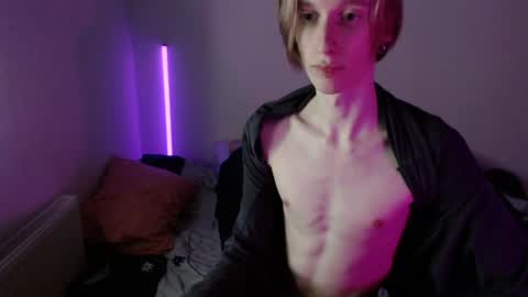 Snapshot of usuck364662 chatting on 12-30-24, 11:37 Excuse me online show from 12-30-24, 11:37