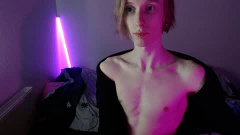 Snapshot of usuck364662 chatting on 01-05-25, 05:51 Excuse me online show from 01-05-25, 05:51