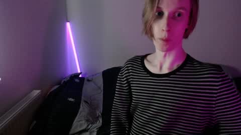 Snapshot of usuck364662 chatting on 01-07-25, 05:20 Excuse me online show from 01-07-25, 05:20