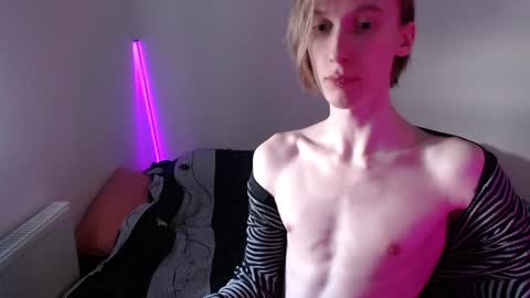 Snapshot of usuck364662 chatting on 01-23-25, 06:28 Excuse me online show from 01-23-25, 06:28