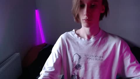 Snapshot of usuck364662 chatting on 01-29-25, 06:22 Excuse me online show from 01-29-25, 06:22