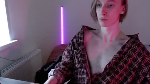 Snapshot of usuck364662 chatting on 02-01-25, 06:32 Excuse me online show from 02-01-25, 06:32