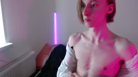 Snapshot of usuck364662 chatting on 02-04-25, 08:02 Excuse me online show from 02-04-25, 08:02