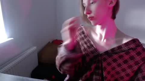 Snapshot of usuck364662 chatting on 03-05-25, 07:05 Excuse me online show from 03-05-25, 07:05