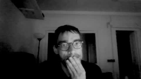 Snapshot of uthonn chatting on 02-15-26, 01:57 uthonn online show from 02-15-26, 01:57