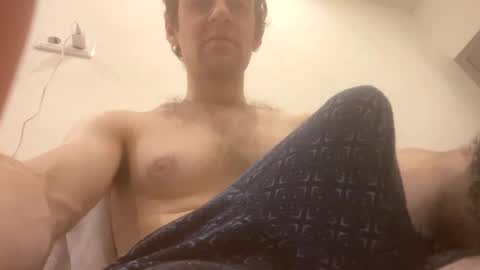 Snapshot of uverinc chatting on 03-05-25, 03:29 Uverinc online show from 03-05-25, 03:29