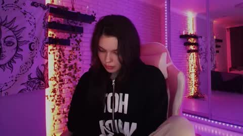 Eva online show from 12-08-24, 07:54