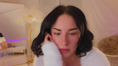 Anika On vacation online show from 01-20-25, 07:25