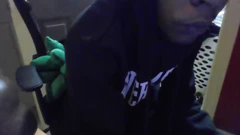 uzithebbc online show from 12-22-24, 06:28