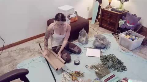 Snapshot of vagelicious chatting on 10-14-25, 05:25 vagelicious online show from 10-14-25, 05:25