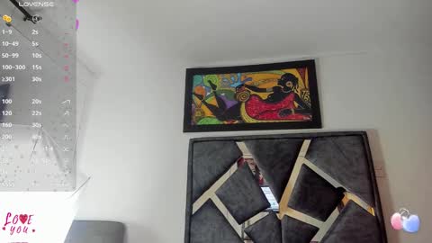 Vahiolet smith online show from 10-29-25, 03:09