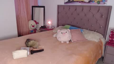 Snapshot of valen_brown chatting on 10-07-25, 10:34 Valentina online show from 10-07-25, 10:34