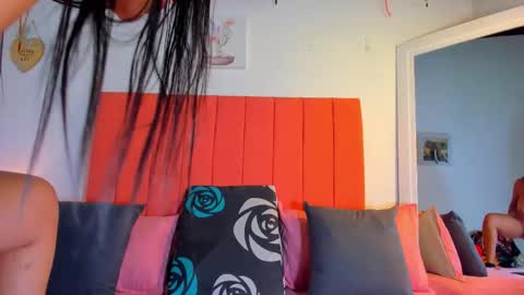 VALENTINA  3 online show from 10-27-25, 12:09