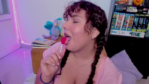 valen_smile_ online show from 02-11-25, 02:35