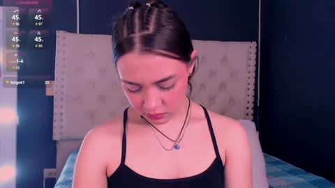 IG-valen mendoza99  twitter valenthompson99 online show from 01-04-25, 12:27