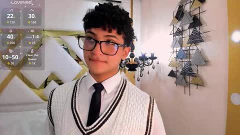 Valentin0 online show from 10-23-25, 11:53