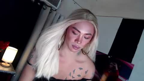 Amanda online show from 01-15-25, 11:21