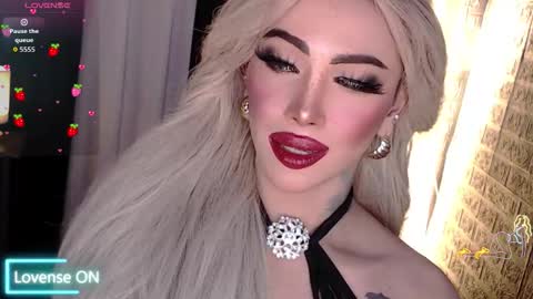 Amanda online show from 11-06-25, 08:37