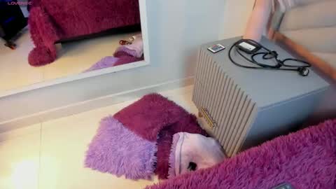 Mia  online show from 02-28-26, 07:04