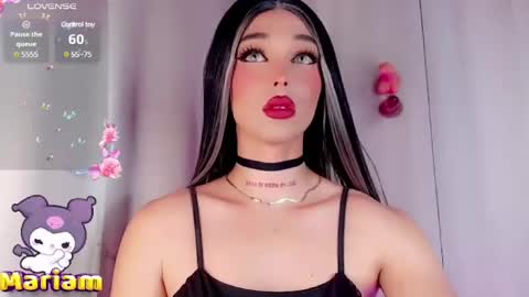 Snapshot of valentinne_marian chatting on 12-21-24, 09:01 Marian online show from 12-21-24, 09:01