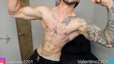 valentino online show from 02-02-25, 12:51