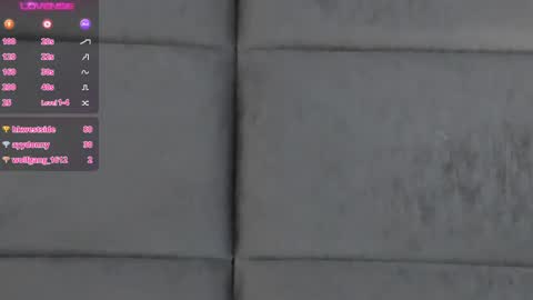 valentino moon online show from 01-18-25, 06:34