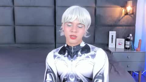 valentino moon online show from 09-21-25, 02:35