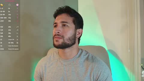 Valentino online show from 02-06-25, 04:10