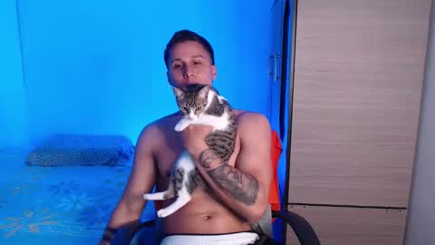 VALENTINO online show from 10-28-25, 11:29