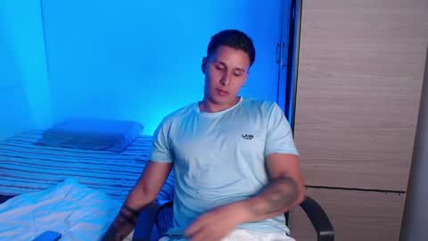 VALENTINO online show from 03-31-26, 12:45